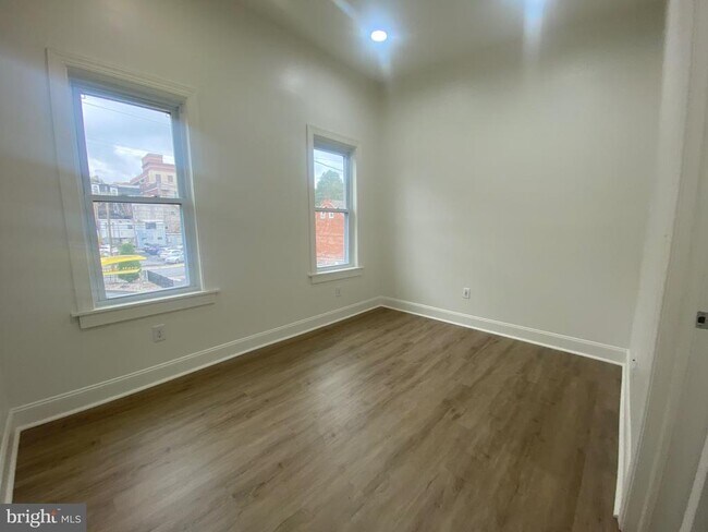 Foto del edificio - 538 N Queen St