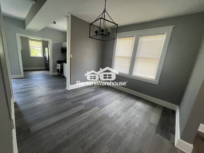 Building Photo - 2502 Halcyon Ave
