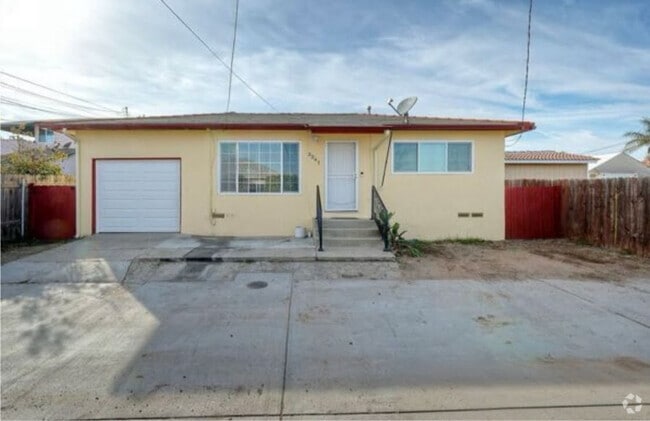Building Photo - 3341 Chamoune Ave