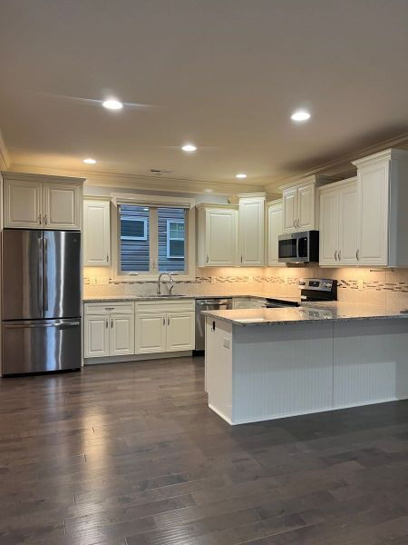 Building Photo - Highly desirable 4bd/2.5 bath in Brandywin...