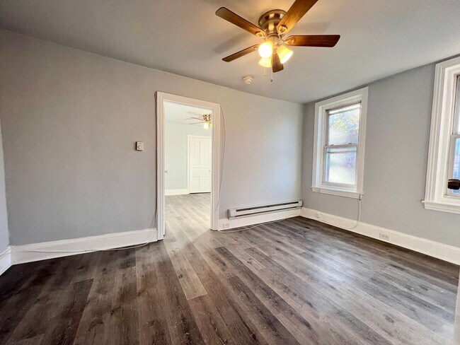 Foto del edificio - 926 W Tabor Rd