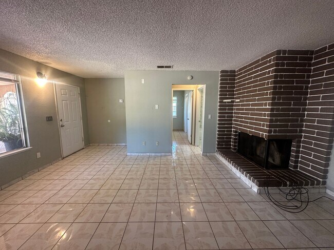 Foto del edificio - 2025 Marlow St