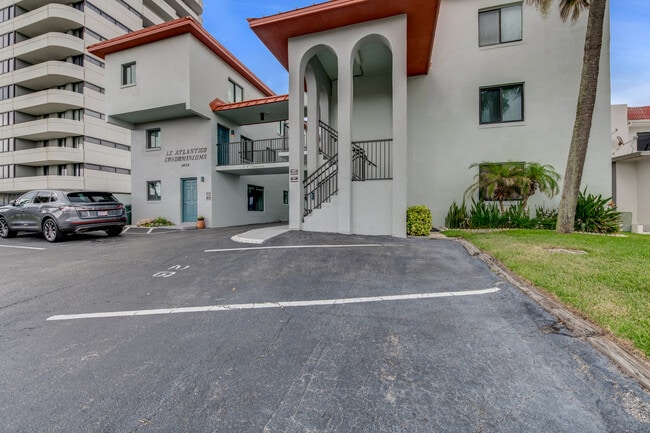 Building Photo - 1404 N Atlantic Ave