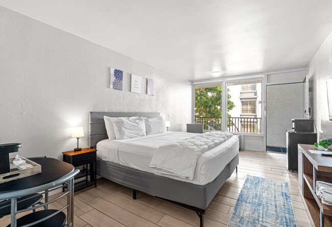 Foto del edificio - Hotolos Hollywood Apartments