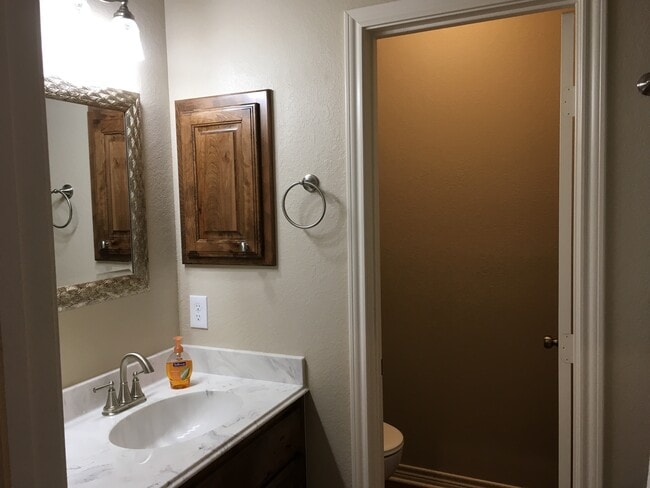 Foto del edificio - 13122 County Rd 4110