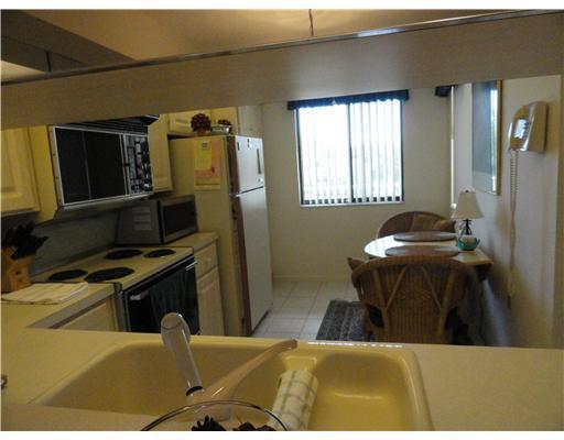 Foto del edificio - 2721 Village Blvd