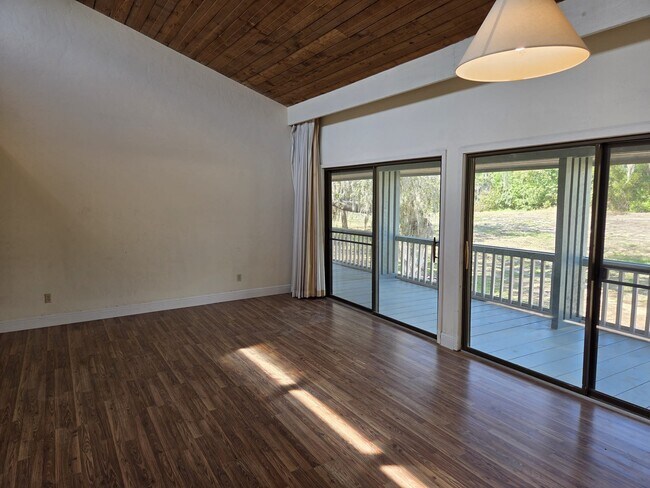 Building Photo - 4036 Abbey Ct