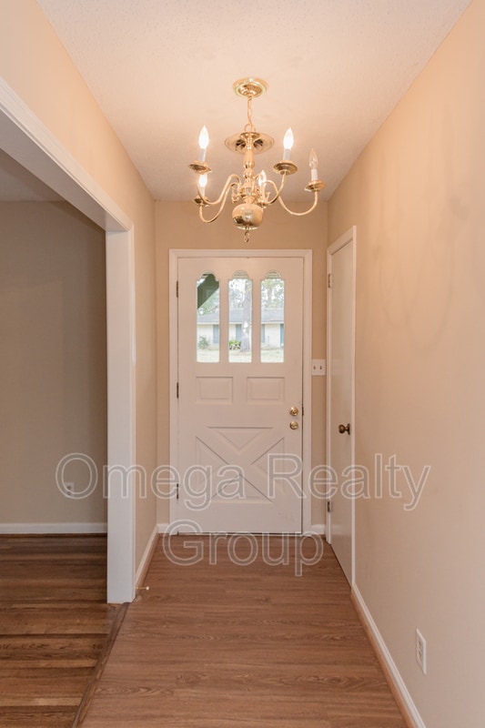 Building Photo - 3179 Fernway Dr