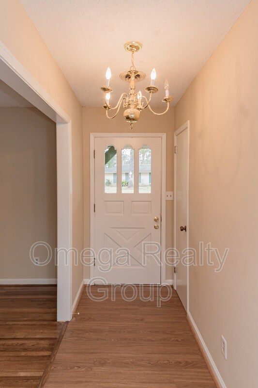 Foto del edificio - 3179 Fernway Dr