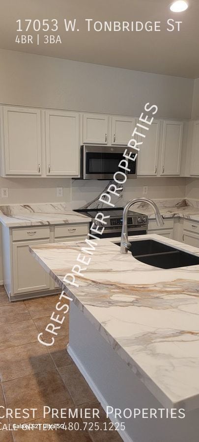 Foto del edificio - 17053 W Tonbridge St