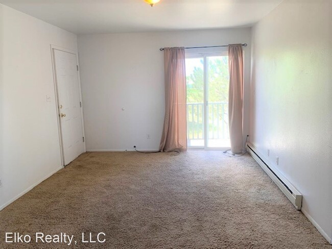 Building Photo - 259 Country Club Pkwy