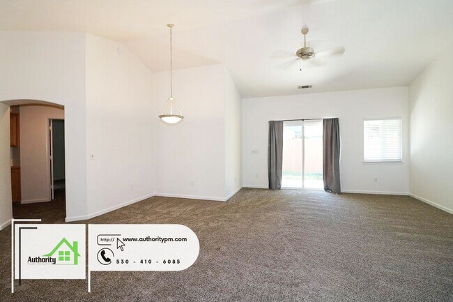 Foto del edificio - 1335 Southfork Trail