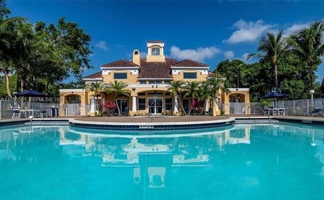 Foto del edificio - 2321 NW 33rd St