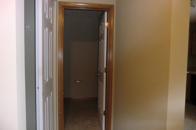 Foto del edificio - 2125 Suncrest
