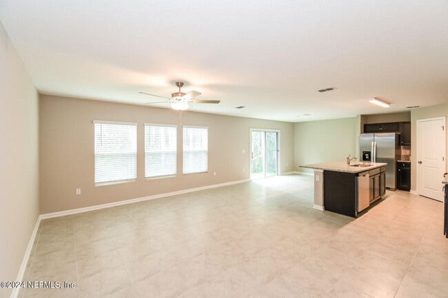 Building Photo - 9160 Udell Ln
