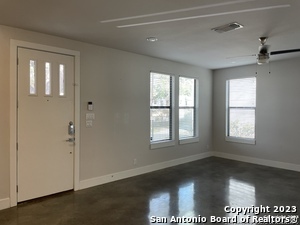 Foto del edificio - 204 Melrose Pl