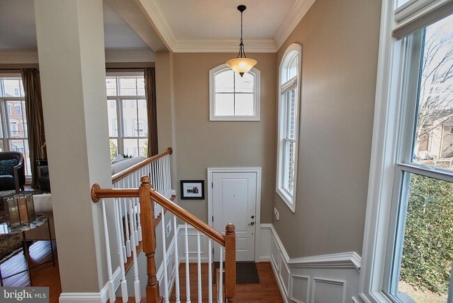 Foto del edificio - 7023 Little Leaf Linden Ln