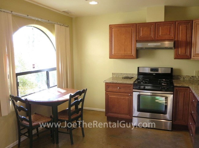 Building Photo - 1 br, 1 bath House - 900 # B Orange Rd