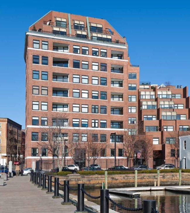 The Mariner Condominiums Apartments Boston, MA