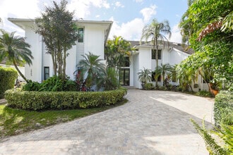 Building Photo - 2905 Polo Island Dr