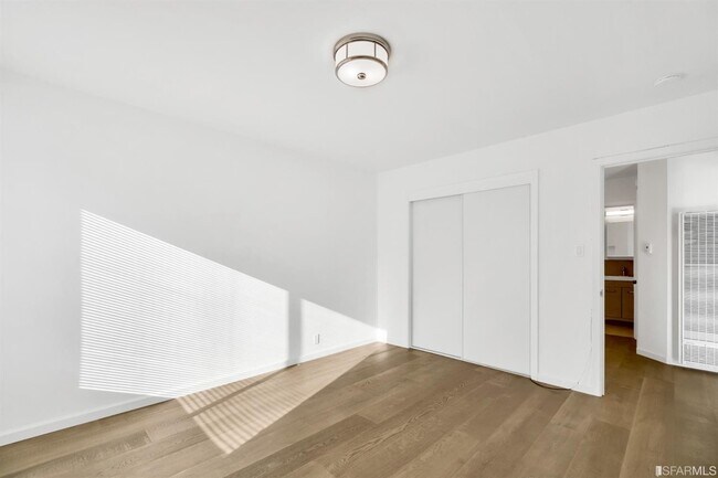 Foto del edificio - 1700 19th Ave