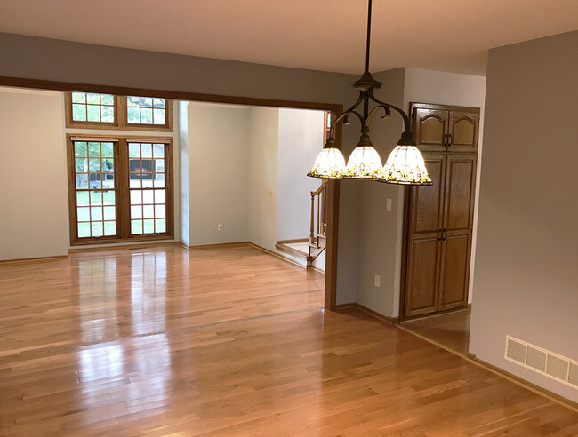 Foto del edificio - 12193 Lily St NW