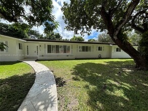 Building Photo - 7790 SW 127th St