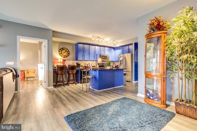 Building Photo - 2720 S Arlington Mill Dr