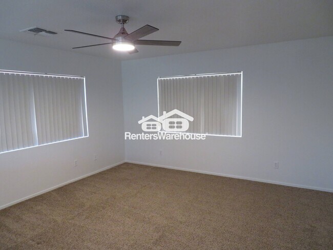 Foto del edificio - 17606 N 17th Pl