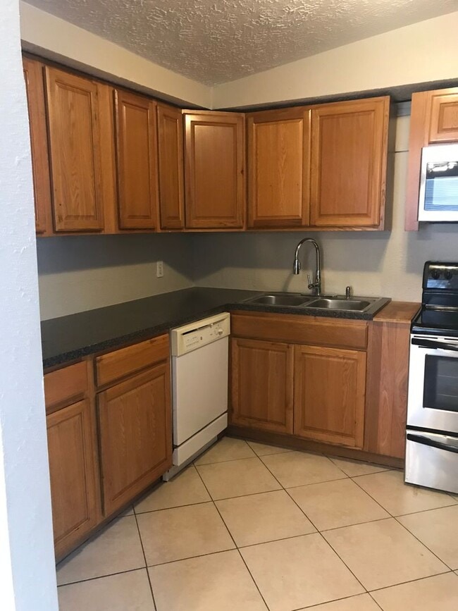 Foto del edificio - 3 BEDROOM 1 BATH HOME - NEW PORT RICHEY FL