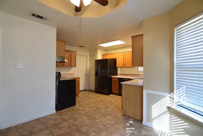 Foto del edificio - 4602 Fawn Dr