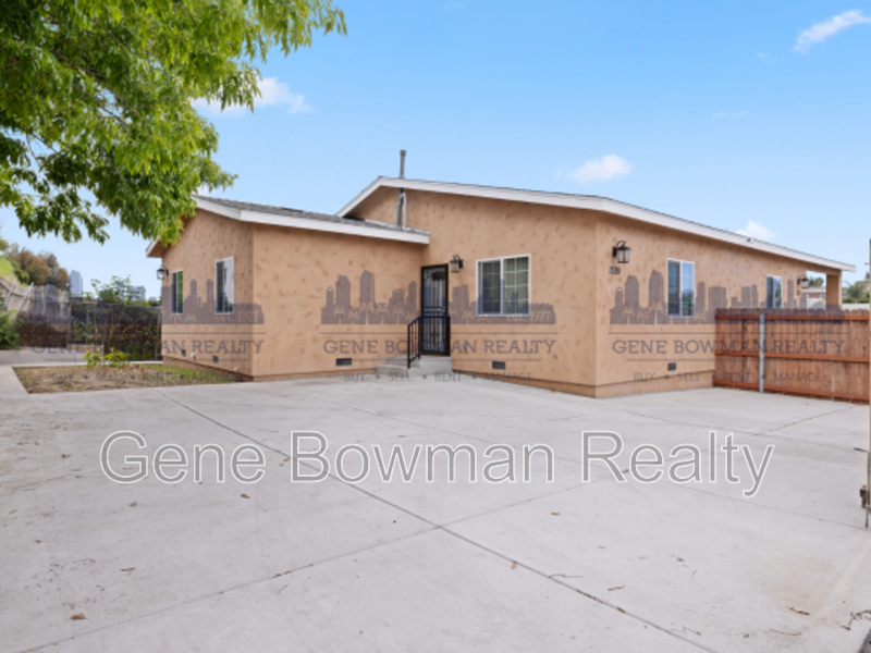 Foto principal - 1339 E 7th St