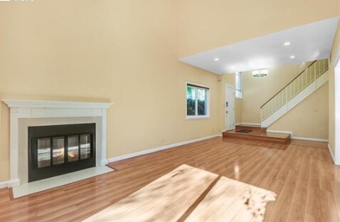 Building Photo - 170 Joan Ter