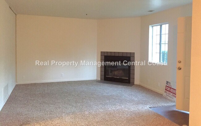 Building Photo - LEASE PENDING - Centrally Located San Luis...