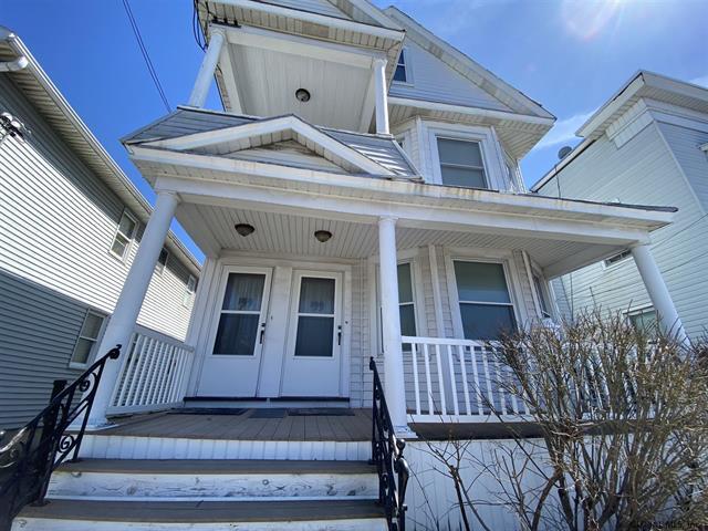 Primary Photo - 199 N Allen St