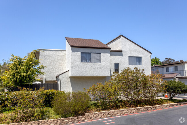 Building Photo - La Jolla Mesa Estates