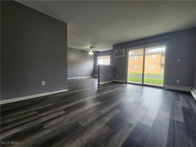 Foto del edificio - 26680 Tungsten Rd