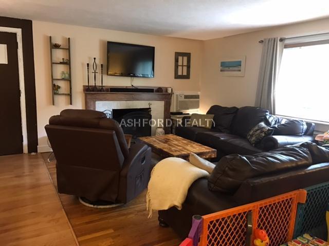 Building Photo - 97 Winter St