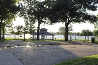 Building Photo - 307 Whitecap Dr