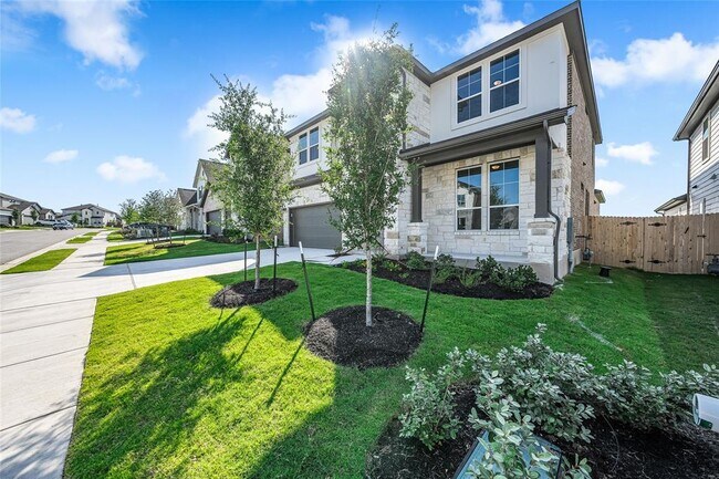 Foto del edificio - 6812 Rounded Pebble Ln