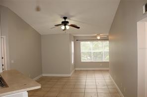 Building Photo - 4560 Commander Dr