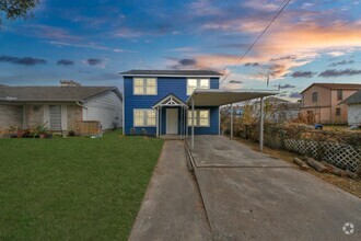 Building Photo - 1206 37th St