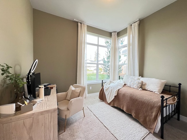 Foto del edificio - 3815 82nd Ave NE