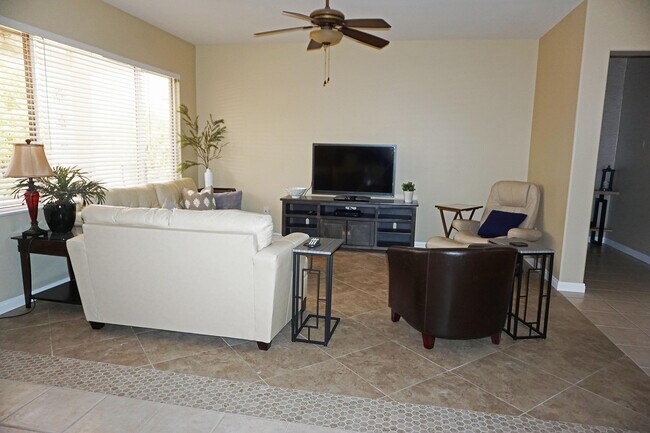 Foto del edificio - 78327 Brookhaven Ln