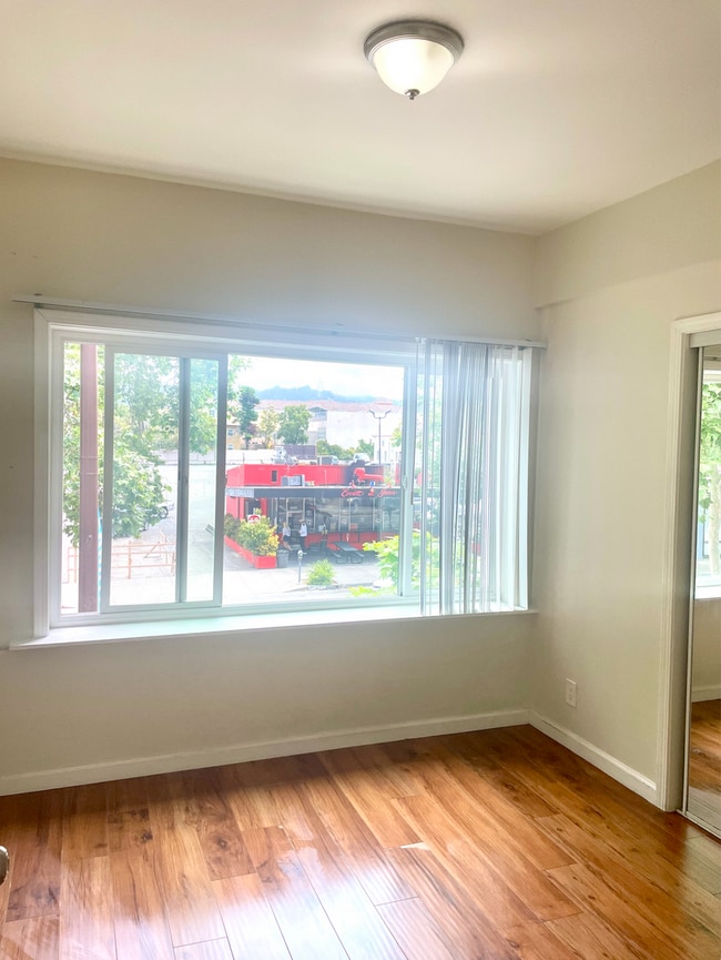 ADELI PROPERTIES - ADELI PROPERTIES Apartment