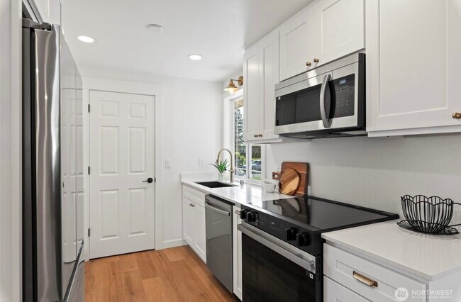 Foto del edificio - 3009 Heath Ct