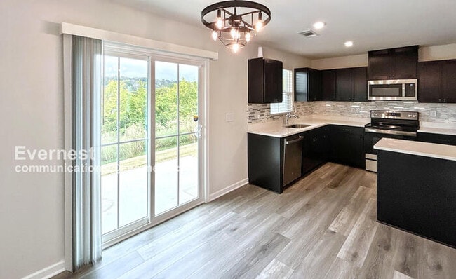 Foto del edificio - 2757 Thornton Grove Blvd