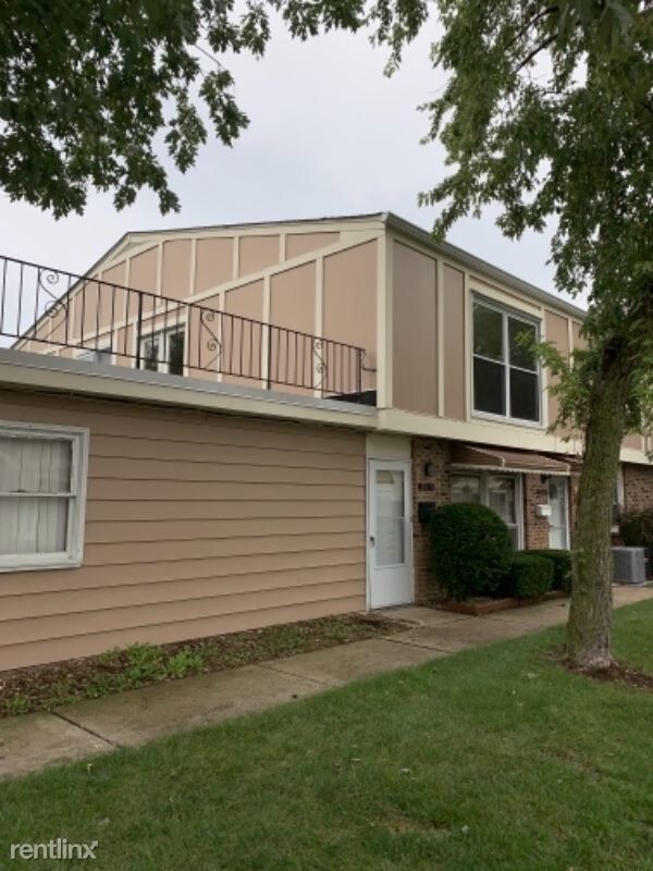 Primary Photo - 3 br, 1 bath Condo - 20131 Ash Lane