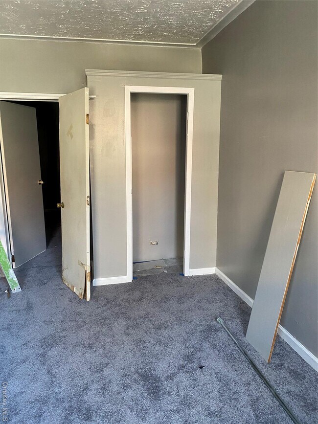 Foto del edificio - 769 E 223rd St