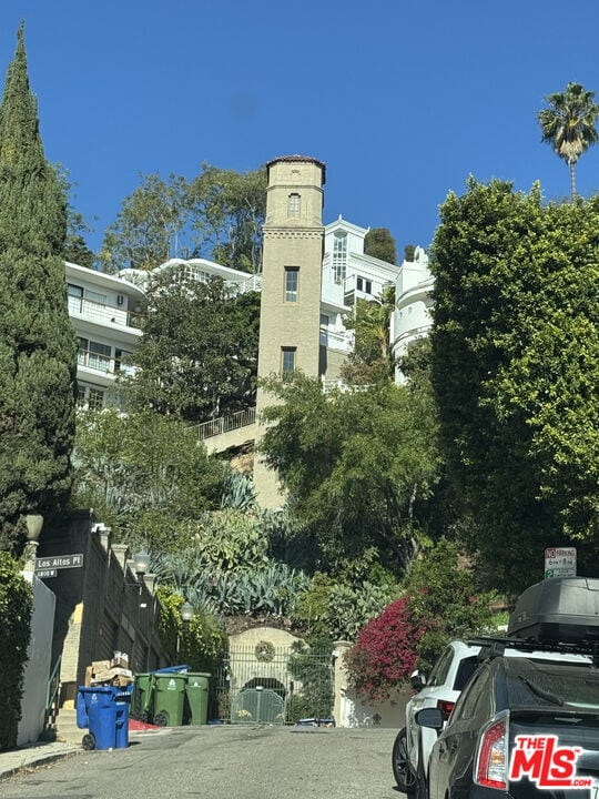 Foto del edificio - 6881 Yeager Pl